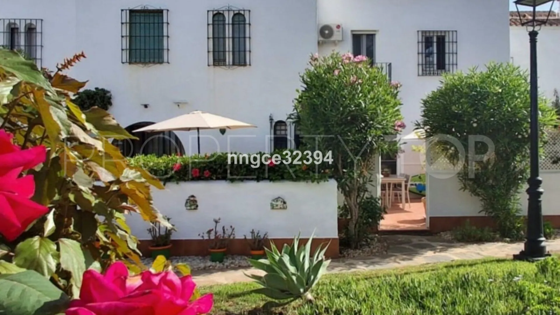 Se vende adosado de 3 dormitorios en Casares Playa