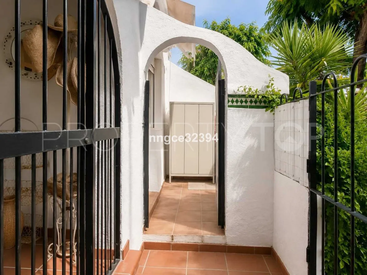 Se vende adosado de 3 dormitorios en Casares Playa