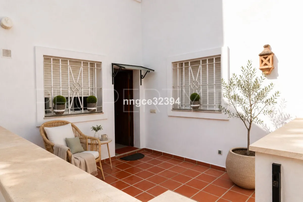 For sale 2 bedrooms ground floor apartment in Nueva Andalucia