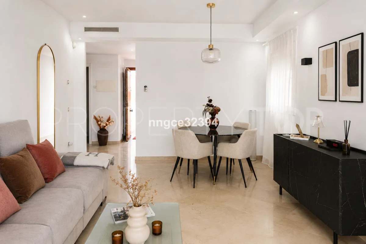 For sale 2 bedrooms ground floor apartment in Nueva Andalucia