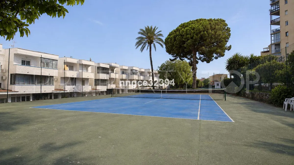 Penthouse with 3 bedrooms for sale in Estepona
