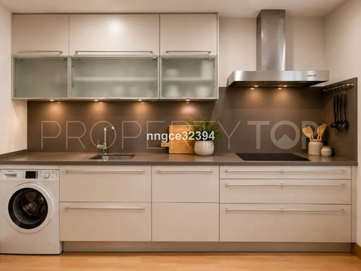 Penthouse with 3 bedrooms for sale in Estepona