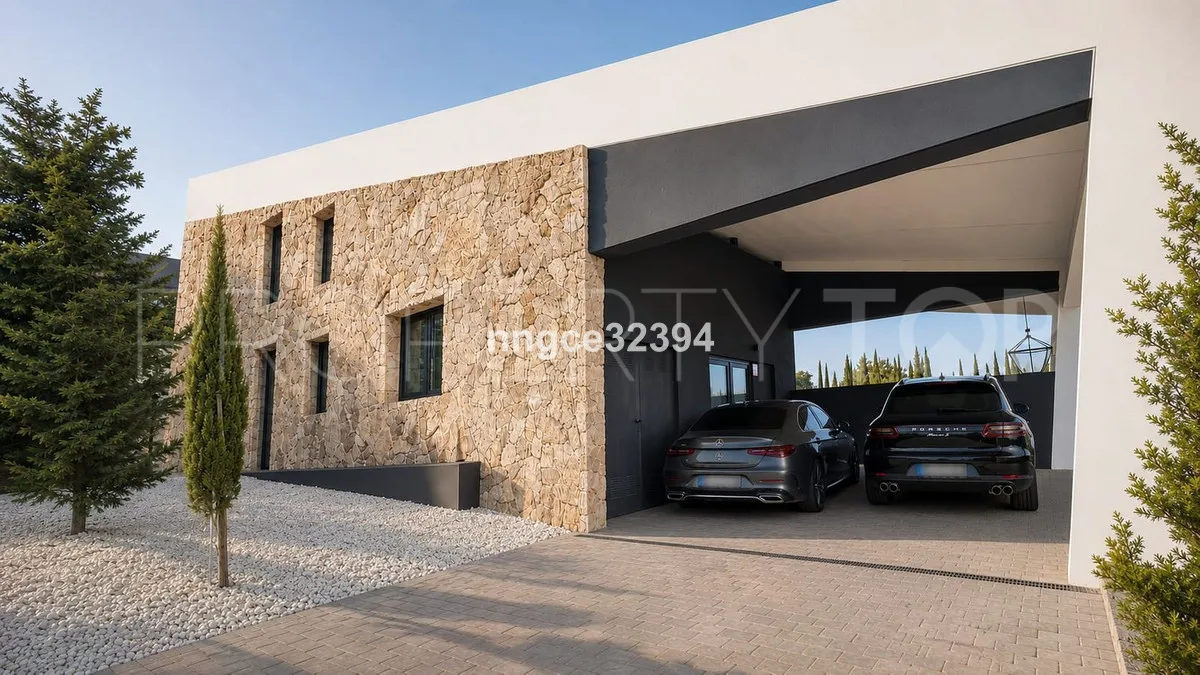 For sale villa with 5 bedrooms in New Golden Mile