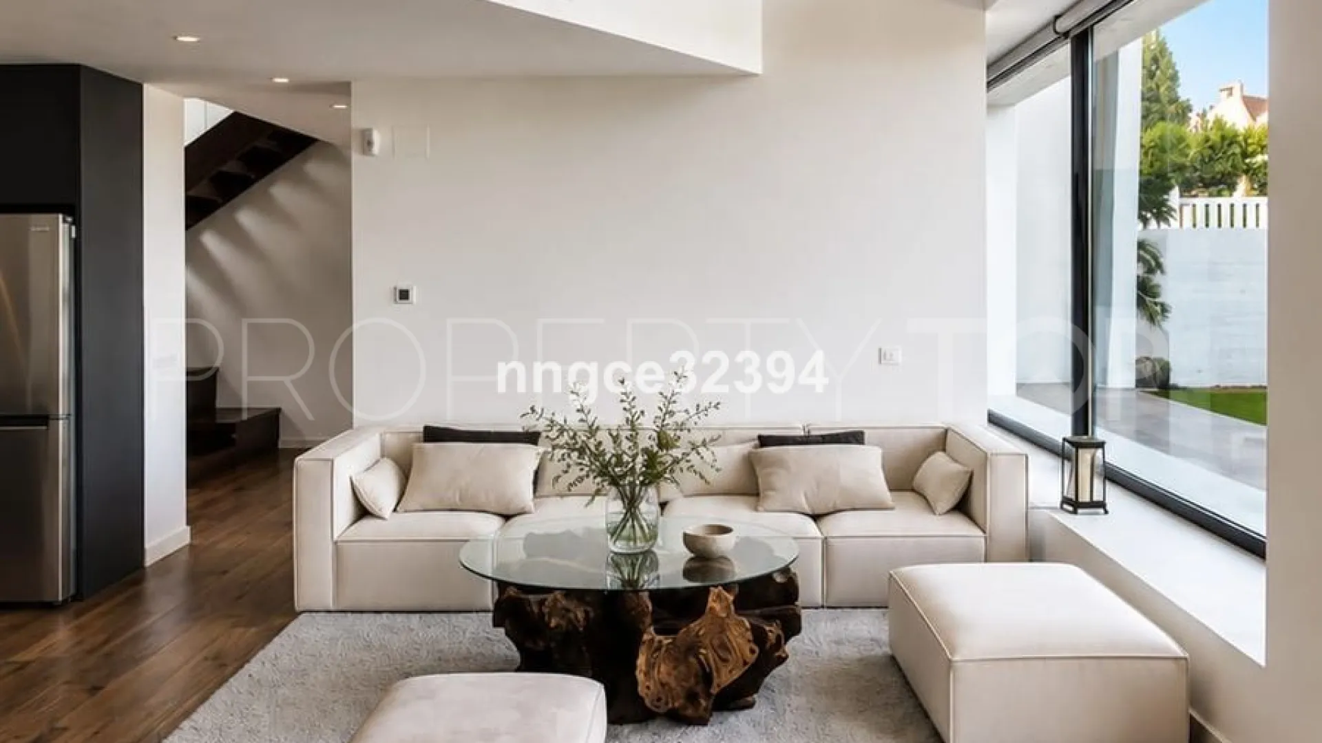 For sale villa with 5 bedrooms in New Golden Mile