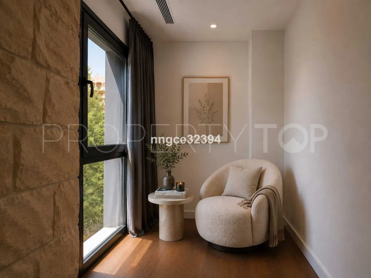 For sale villa with 5 bedrooms in New Golden Mile