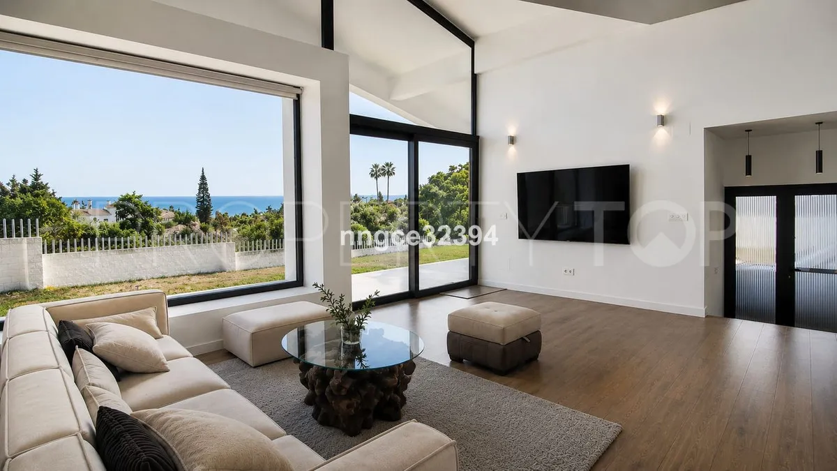 For sale villa with 5 bedrooms in New Golden Mile