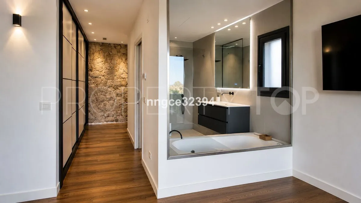 For sale villa with 5 bedrooms in New Golden Mile