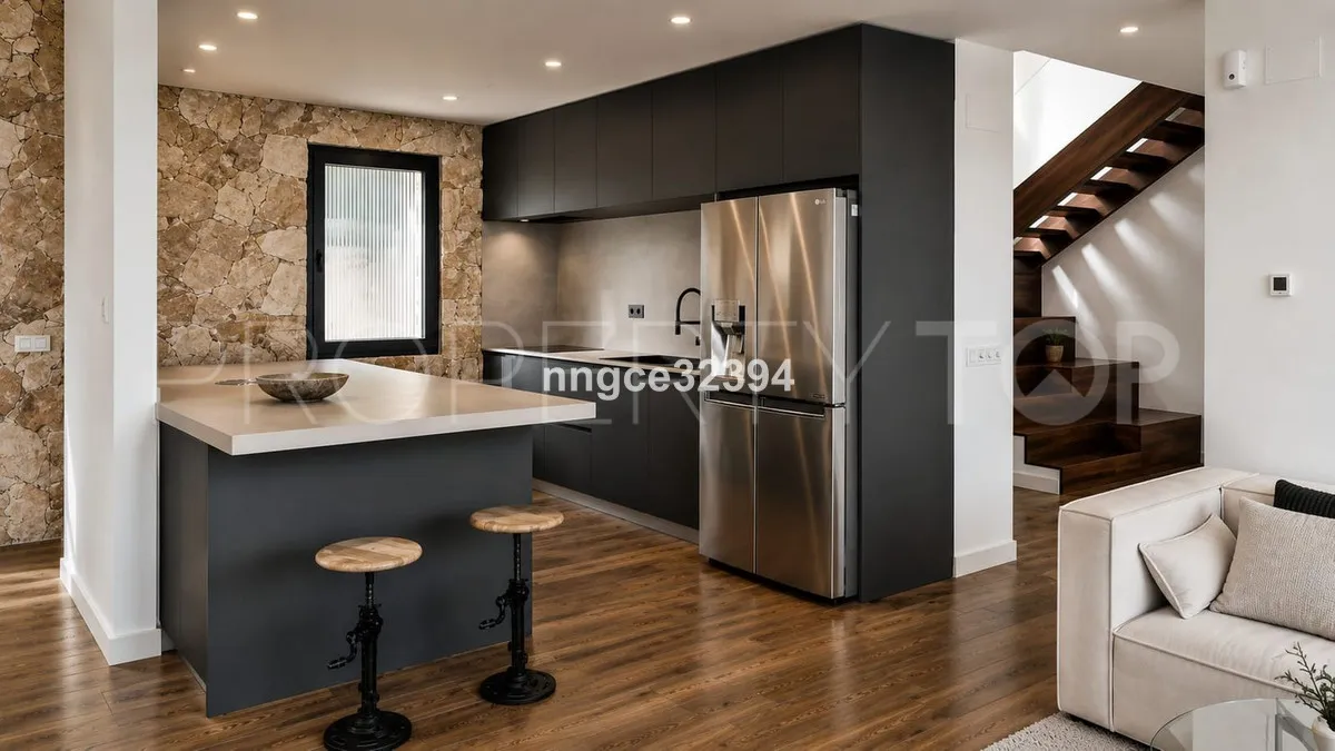For sale villa with 5 bedrooms in New Golden Mile