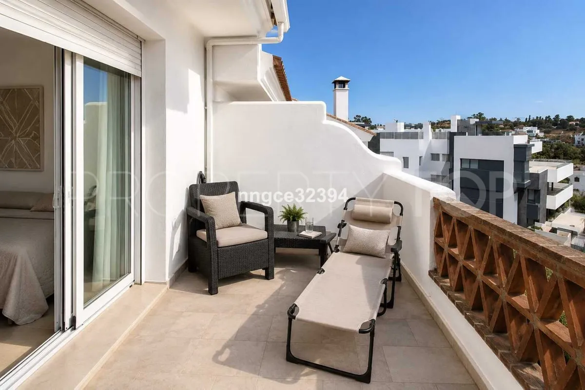 Town house in New Golden Mile for sale