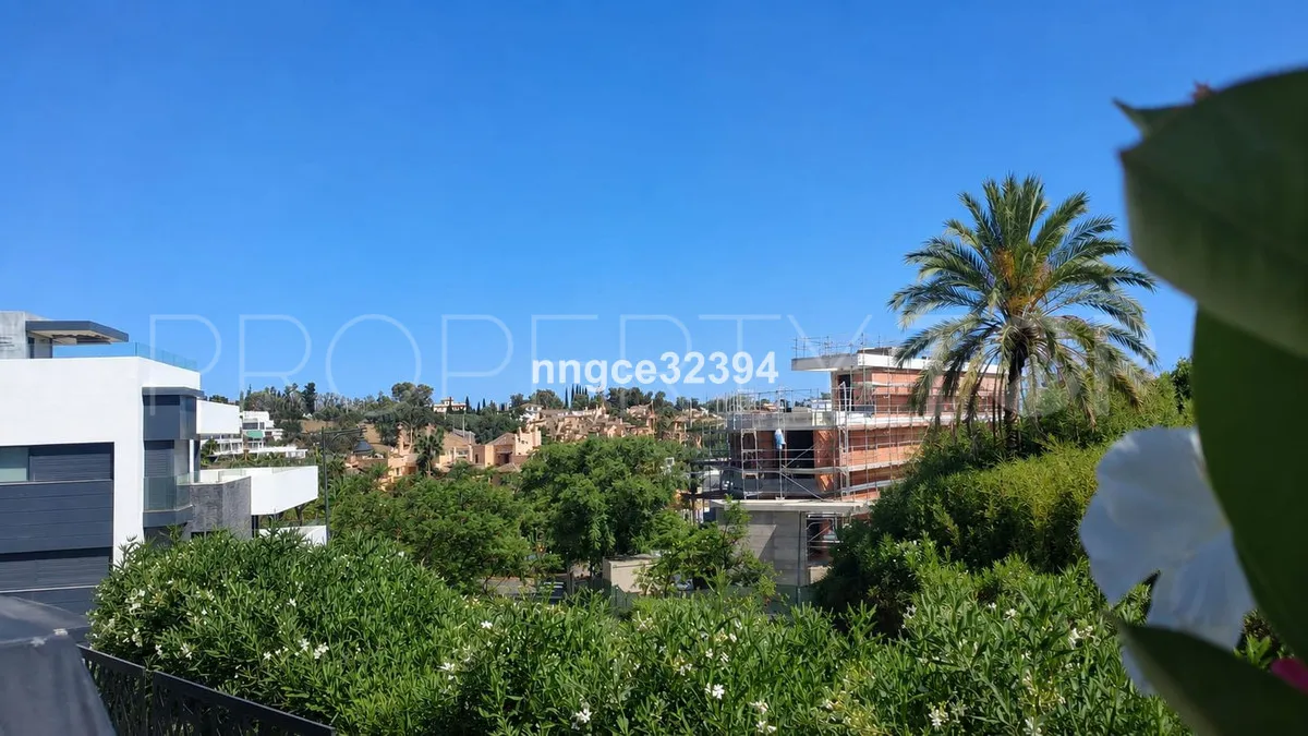 Town house in New Golden Mile for sale