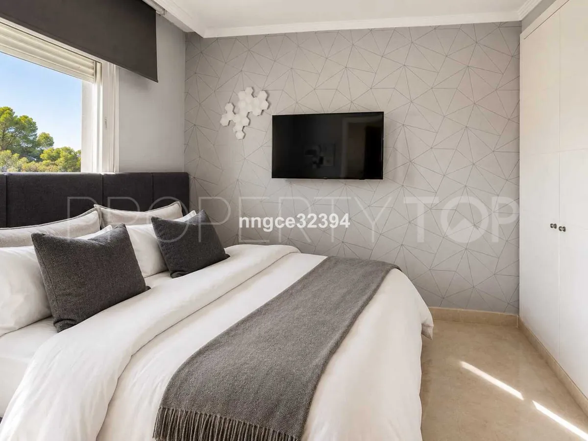 Town house in New Golden Mile for sale