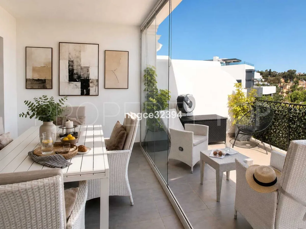 Town house in New Golden Mile for sale