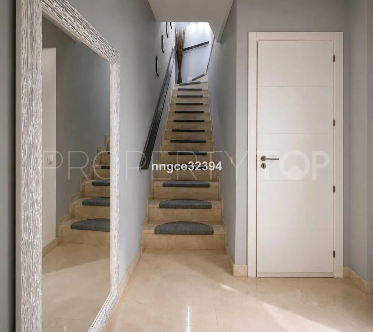 Town house in New Golden Mile for sale