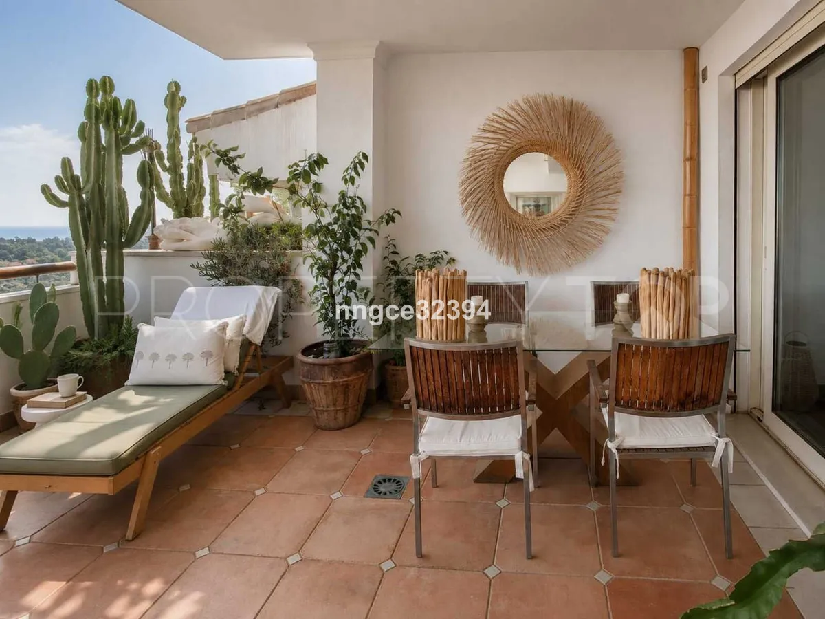 Buy apartment in Sierra Blanca