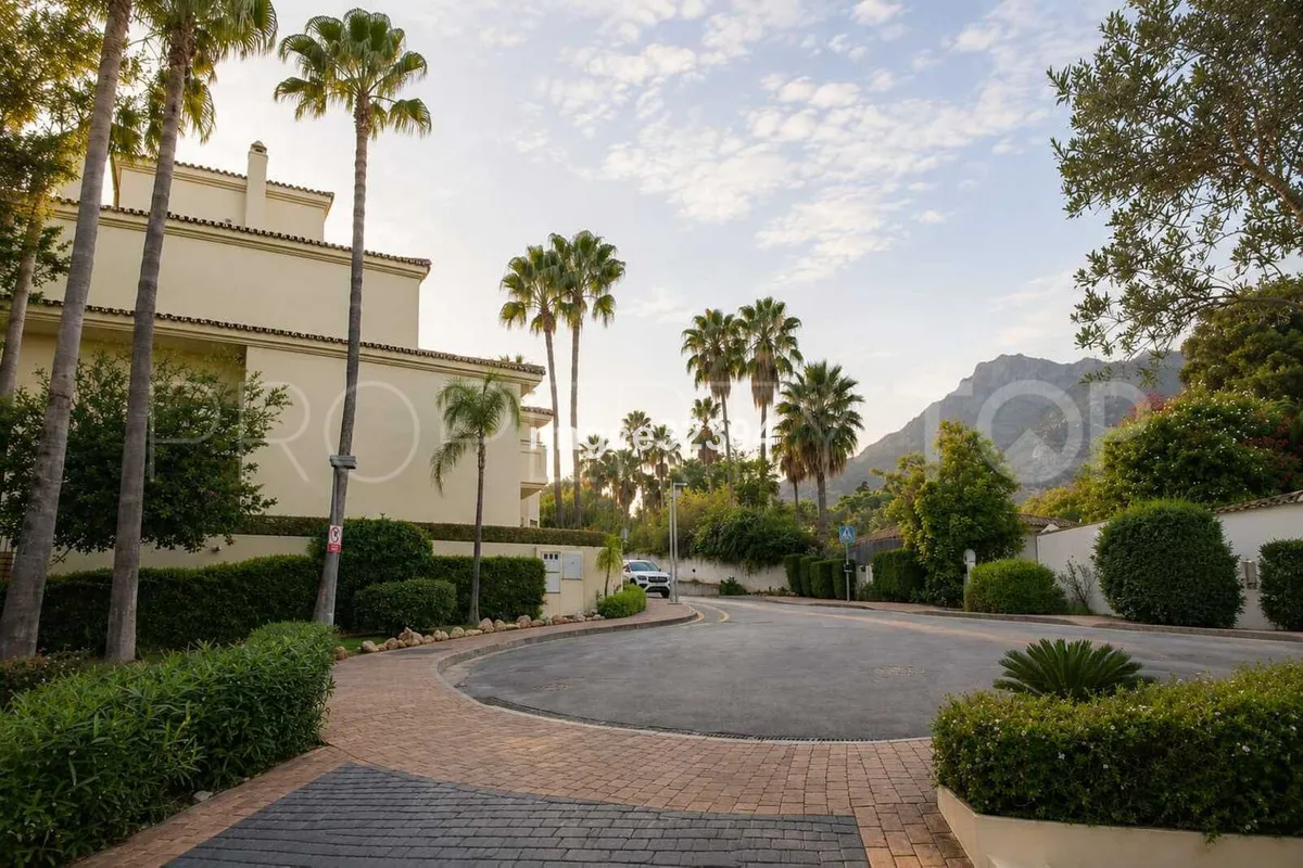 Buy apartment in Sierra Blanca