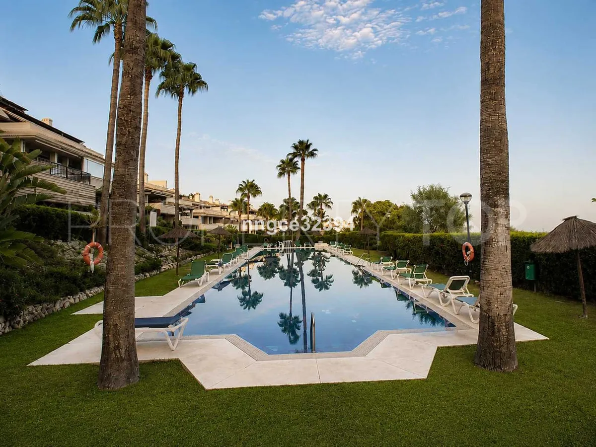 Buy apartment in Sierra Blanca