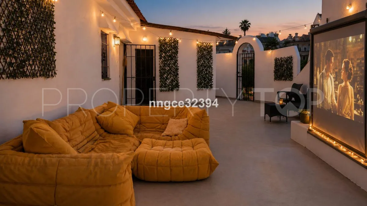 Penthouse with 5 bedrooms for sale in New Golden Mile