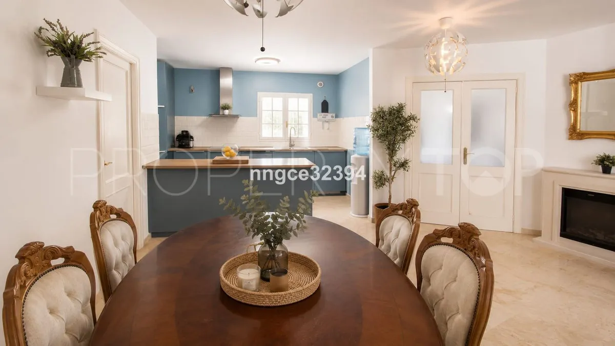 Penthouse with 5 bedrooms for sale in New Golden Mile