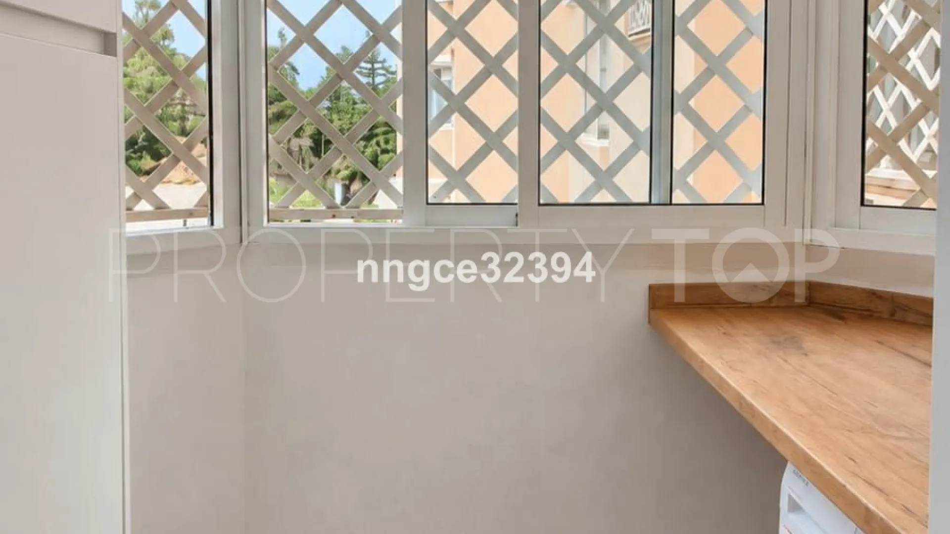 Apartamento en venta en New Golden Mile con 2 dormitorios