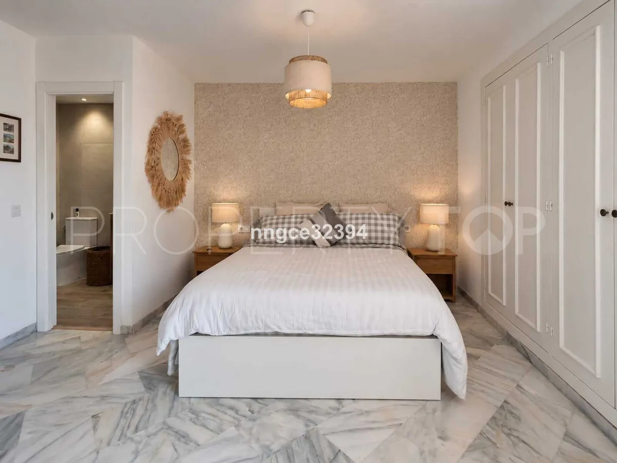 Apartamento en venta en New Golden Mile con 2 dormitorios