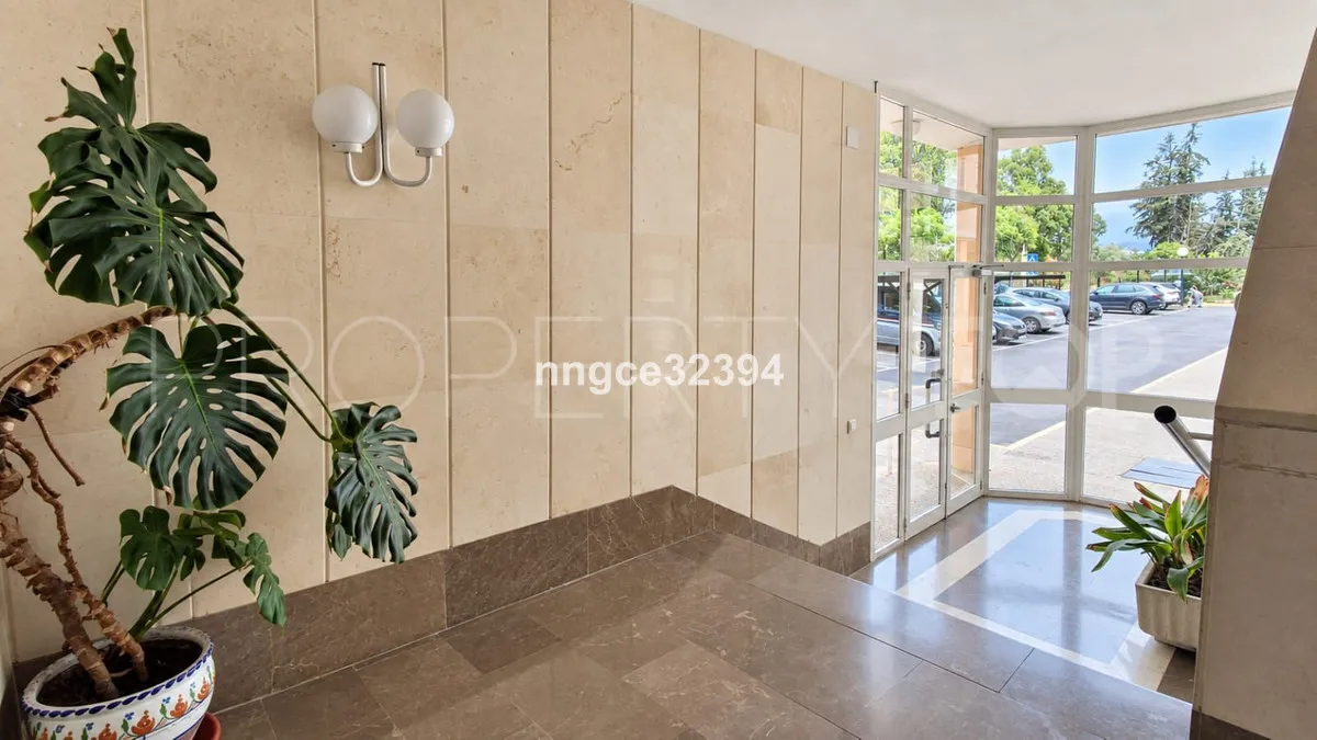 Apartamento en venta en New Golden Mile con 2 dormitorios