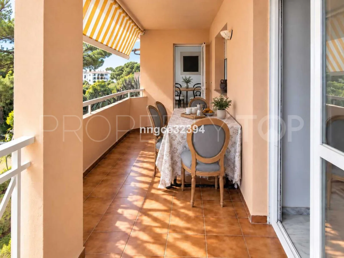 Apartamento en venta en New Golden Mile con 2 dormitorios