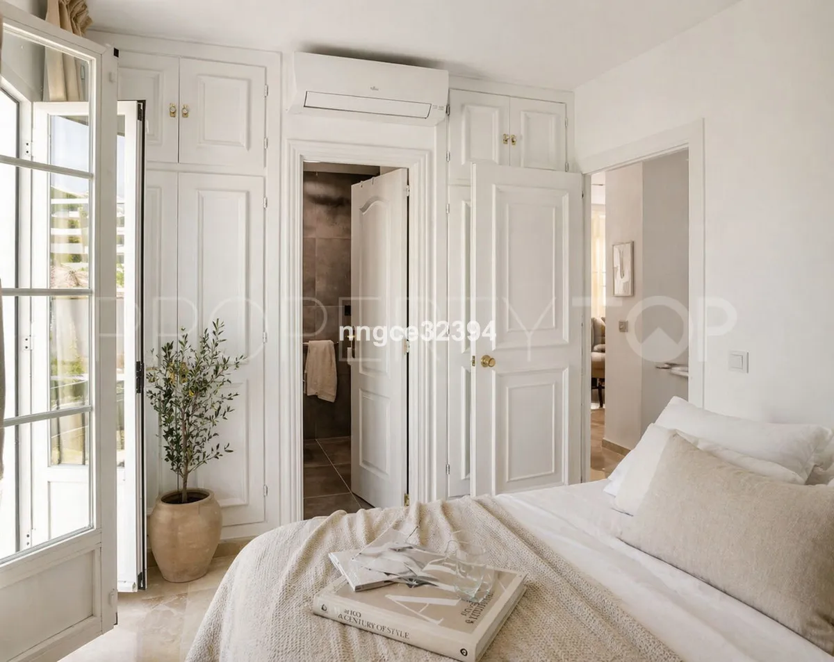 Penthouse for sale in New Golden Mile