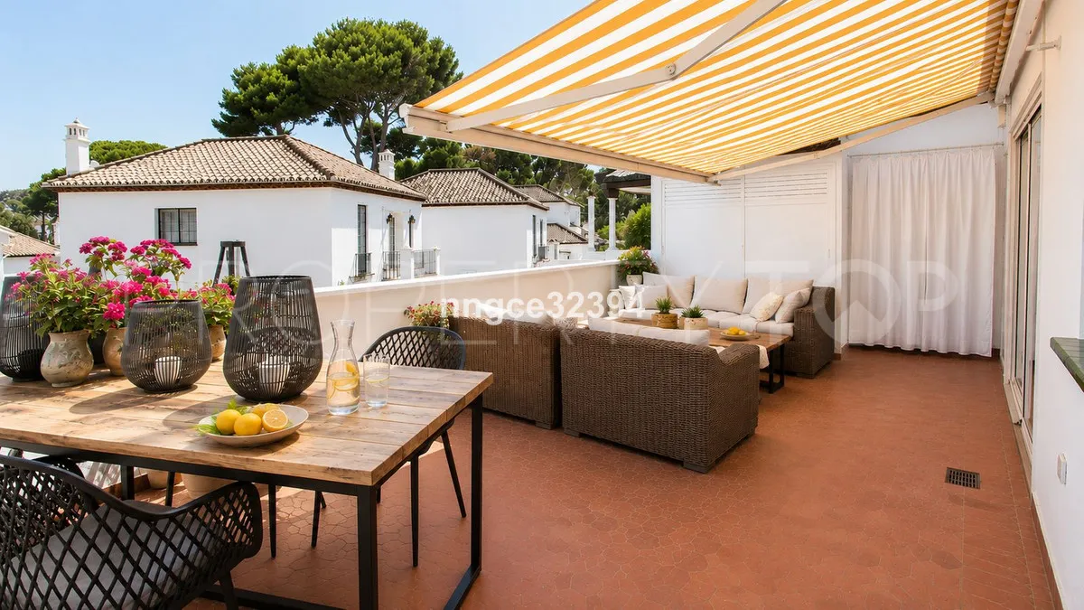 Penthouse for sale in New Golden Mile