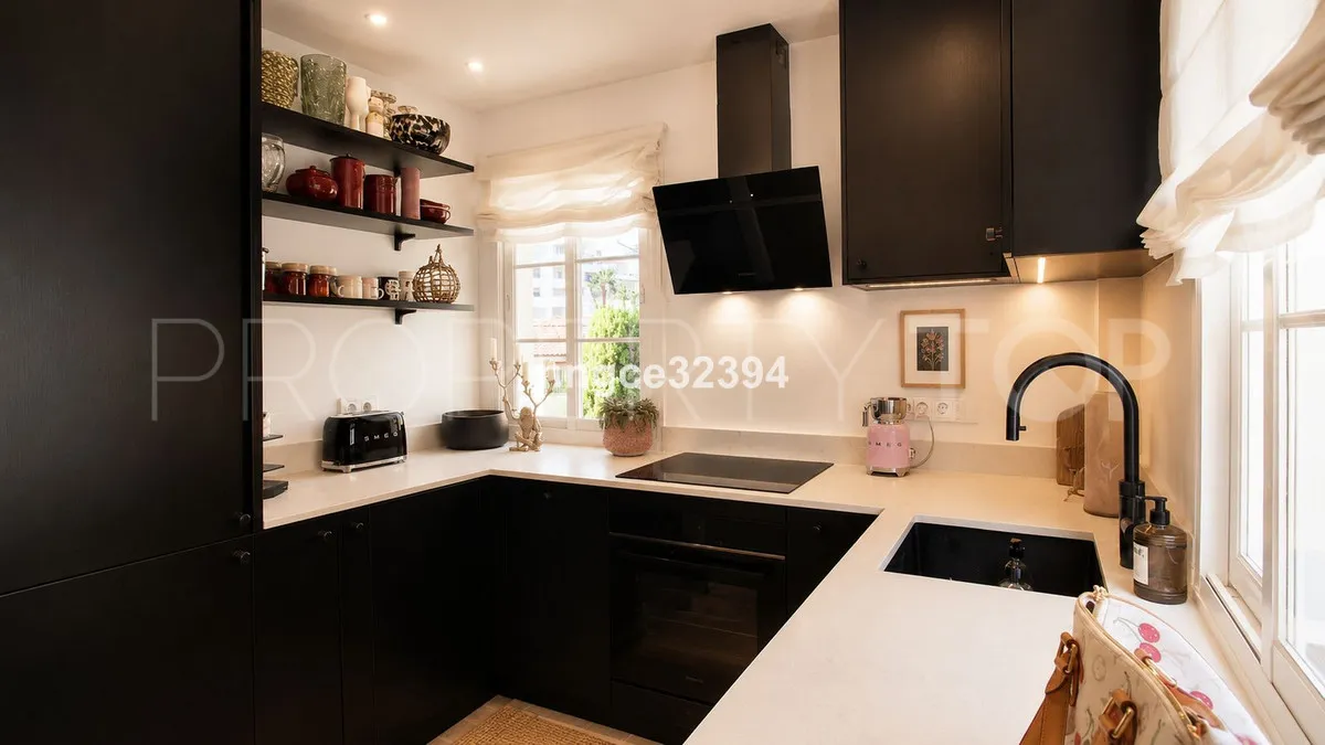 Penthouse for sale in New Golden Mile