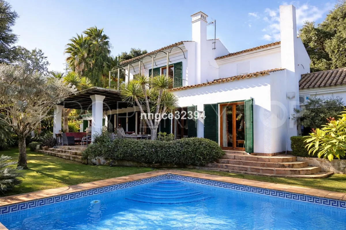 Villa for sale in Sotogrande Costa