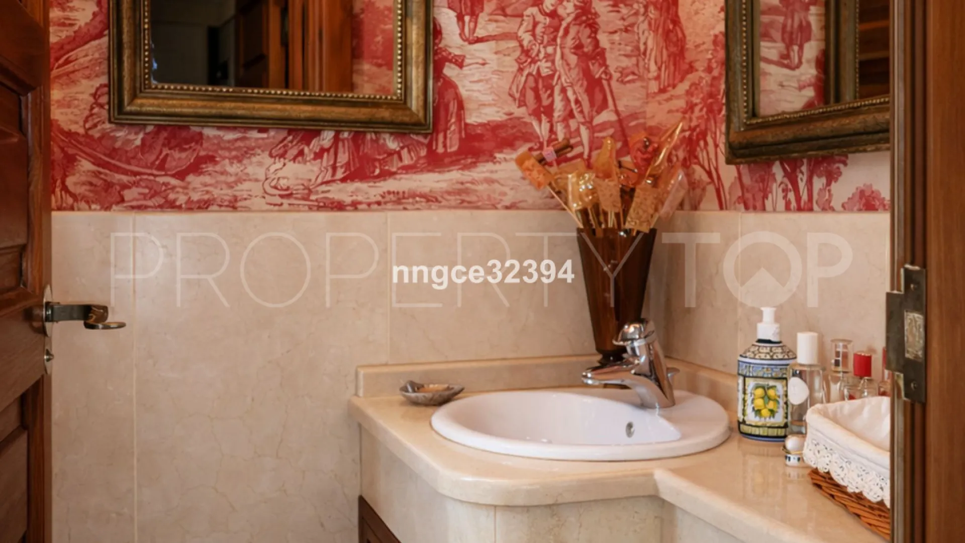 Villa for sale in Sotogrande Costa