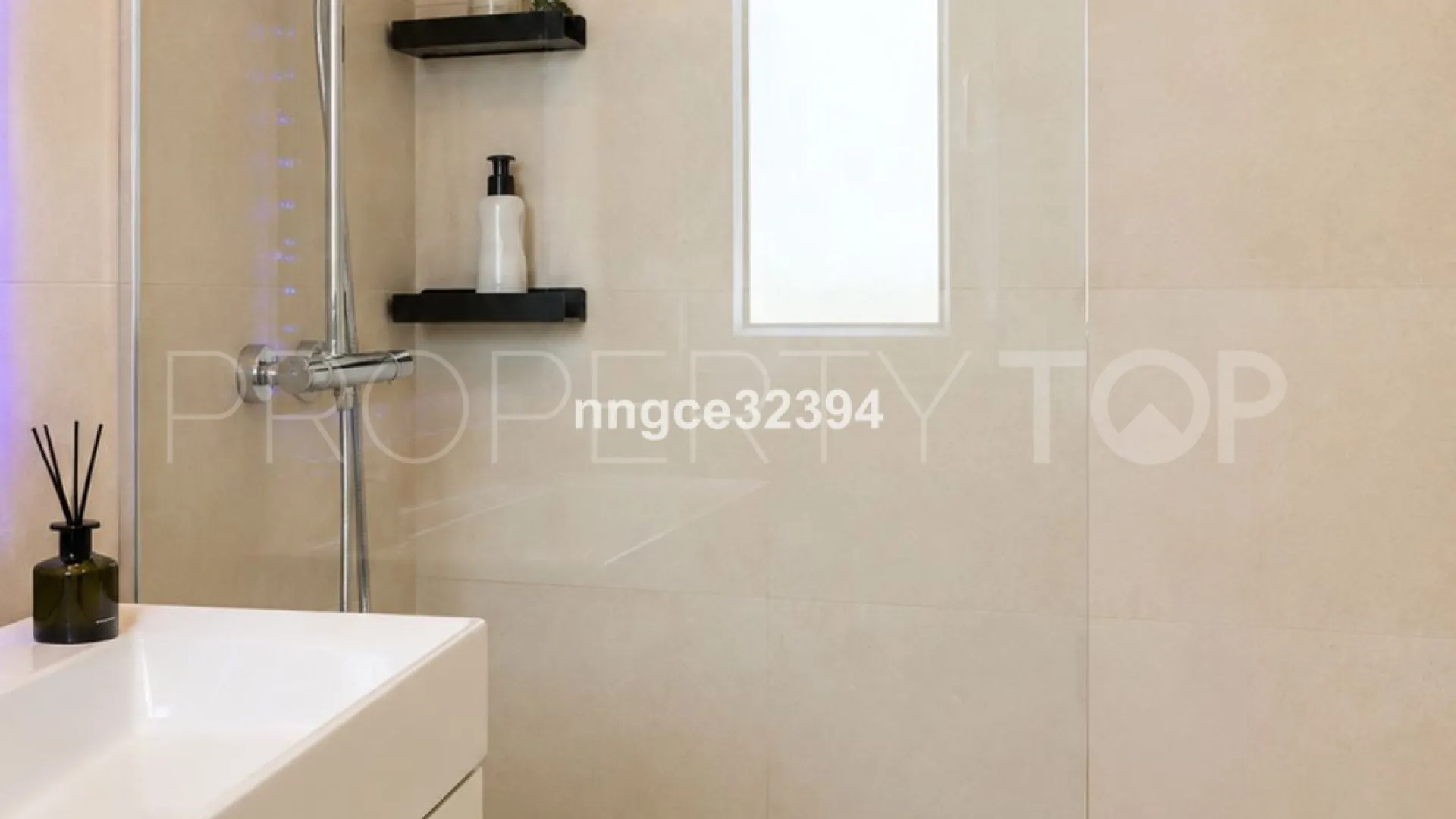 Apartment with 3 bedrooms for sale in Estepona