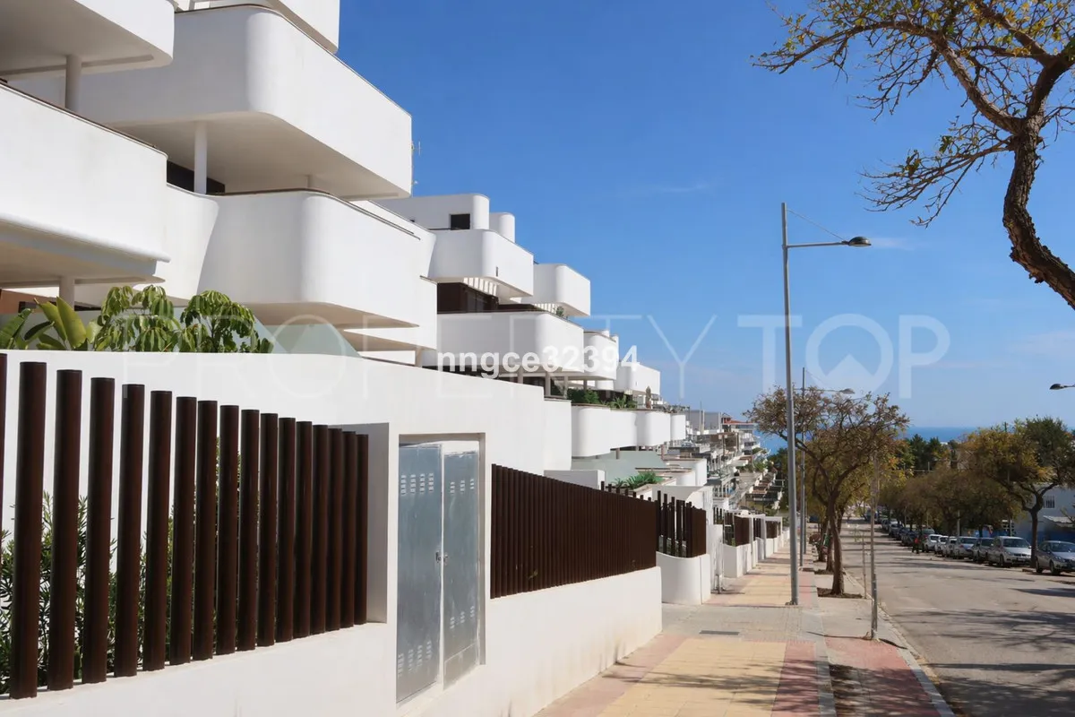 Apartment with 3 bedrooms for sale in Estepona