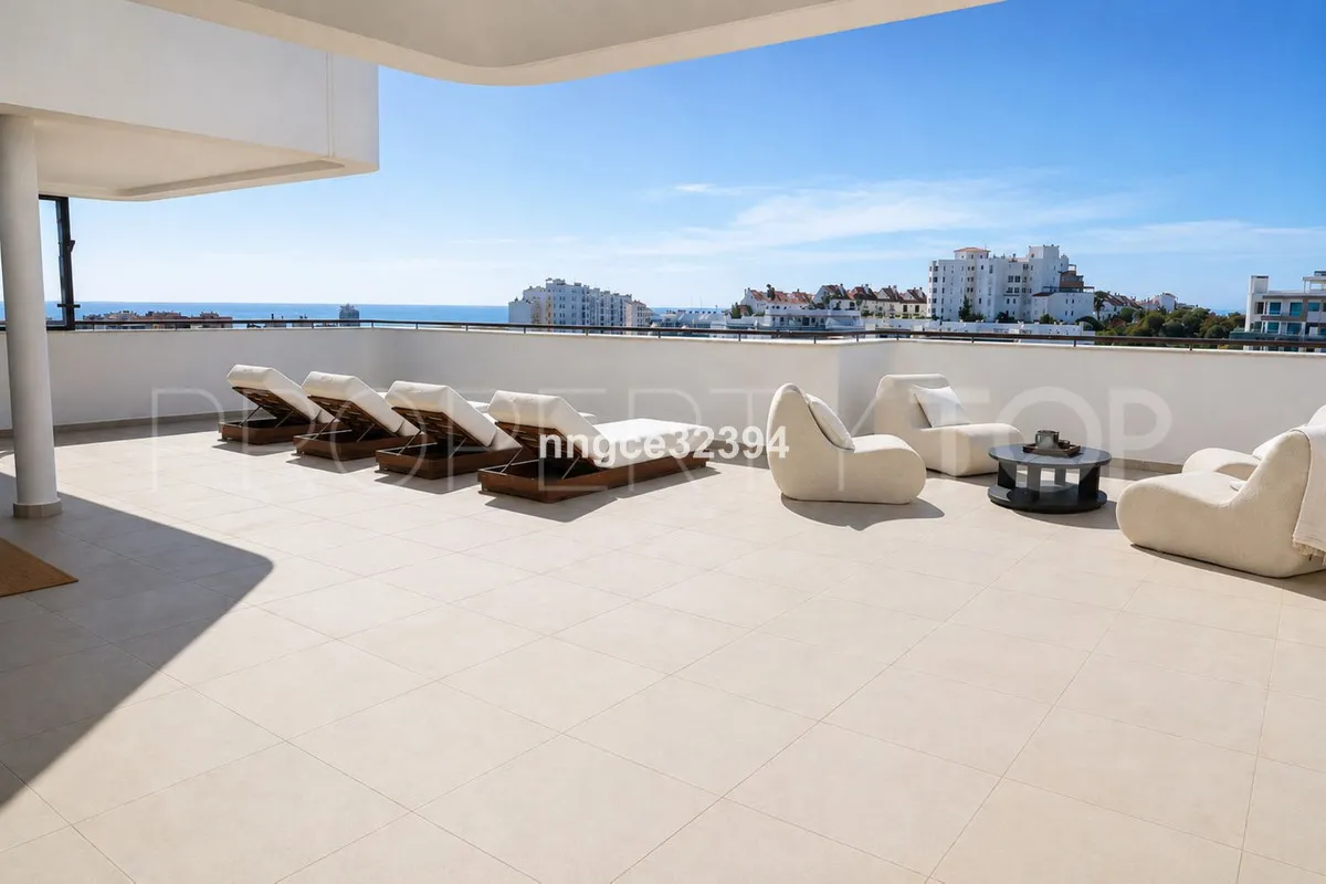 Apartment with 3 bedrooms for sale in Estepona