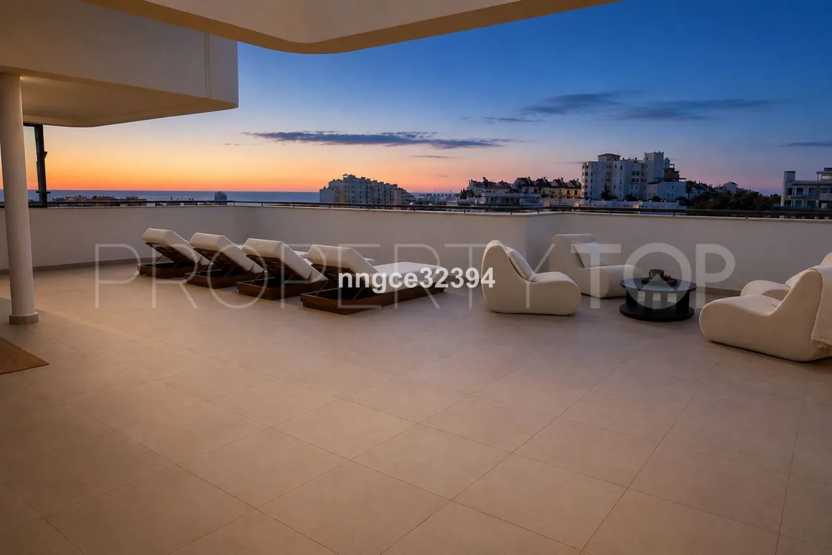 Apartment with 3 bedrooms for sale in Estepona
