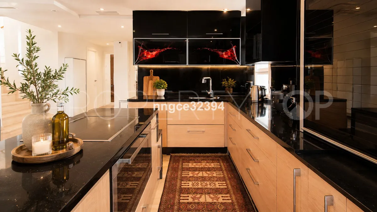 Apartment in Nueva Andalucia for sale
