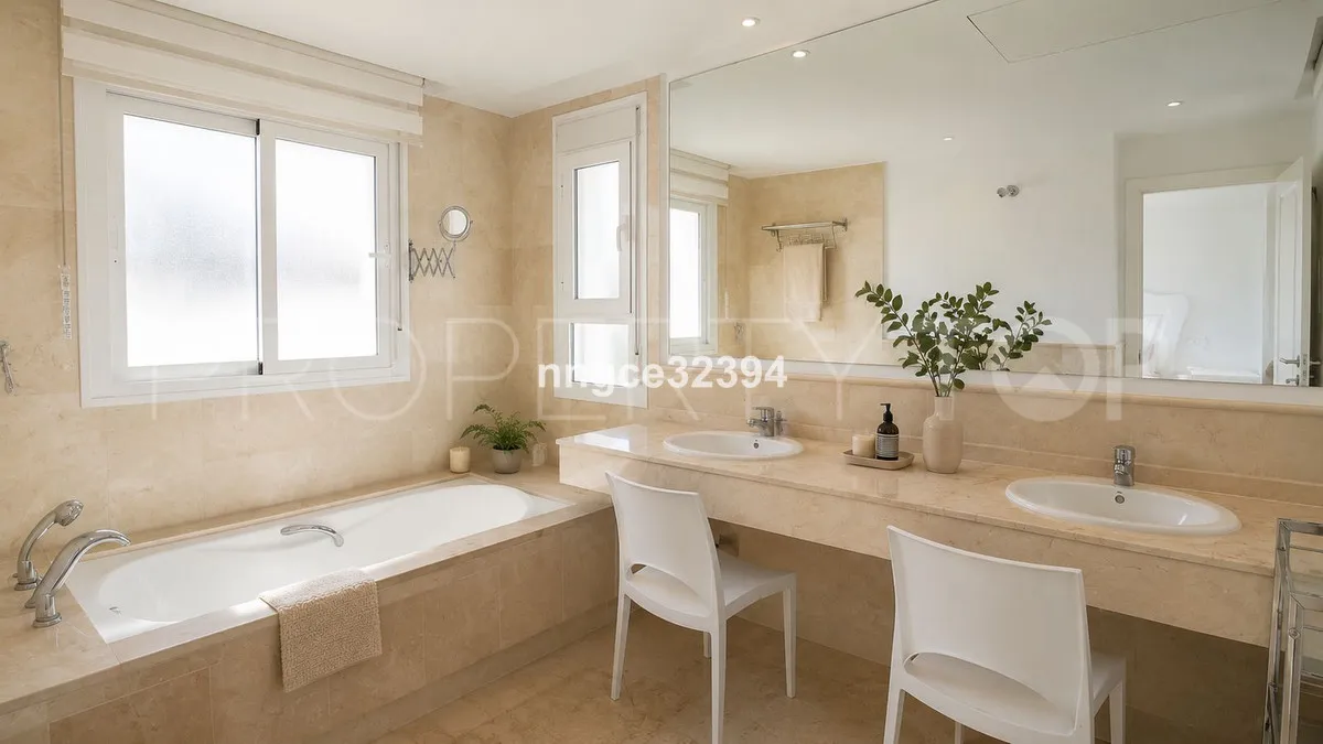 Apartment in Nueva Andalucia for sale