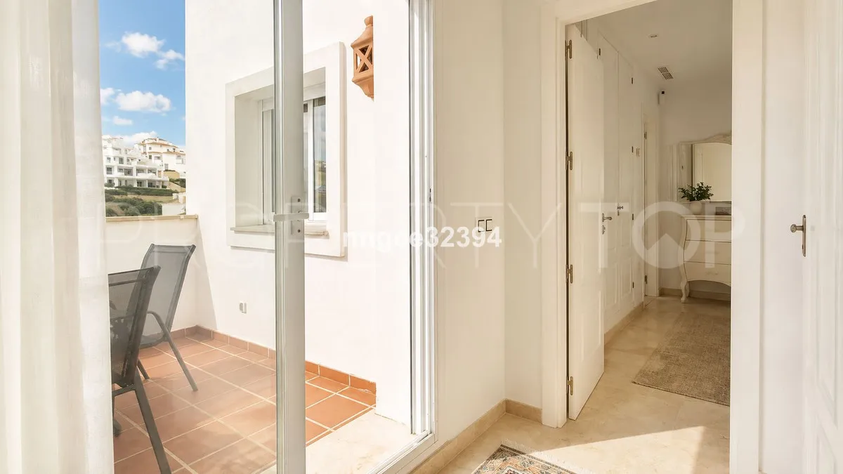 Apartment in Nueva Andalucia for sale