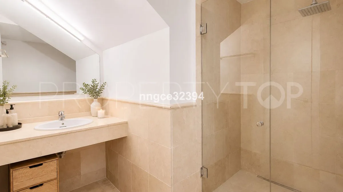 Apartment in Nueva Andalucia for sale