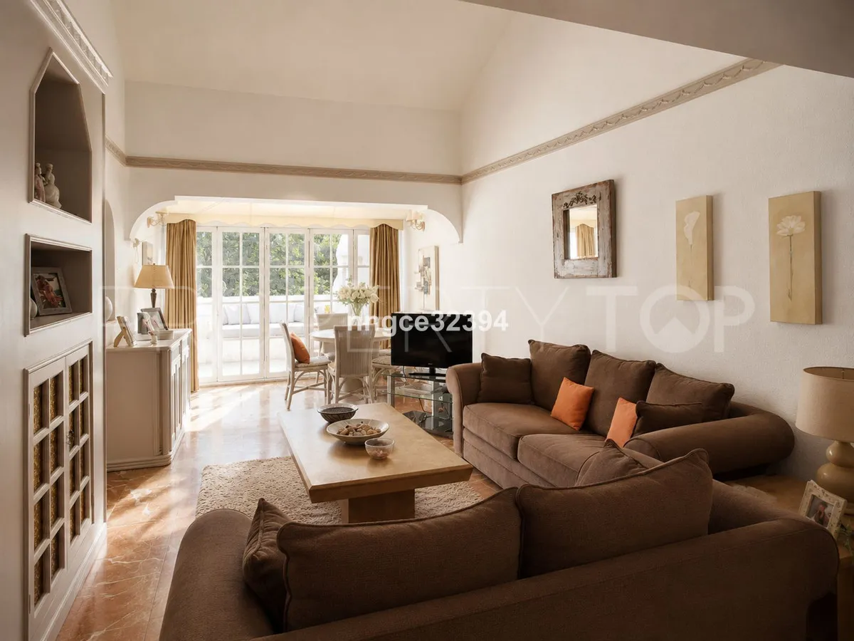 Comprar adosado con 3 dormitorios en Marbella - Puerto Banus