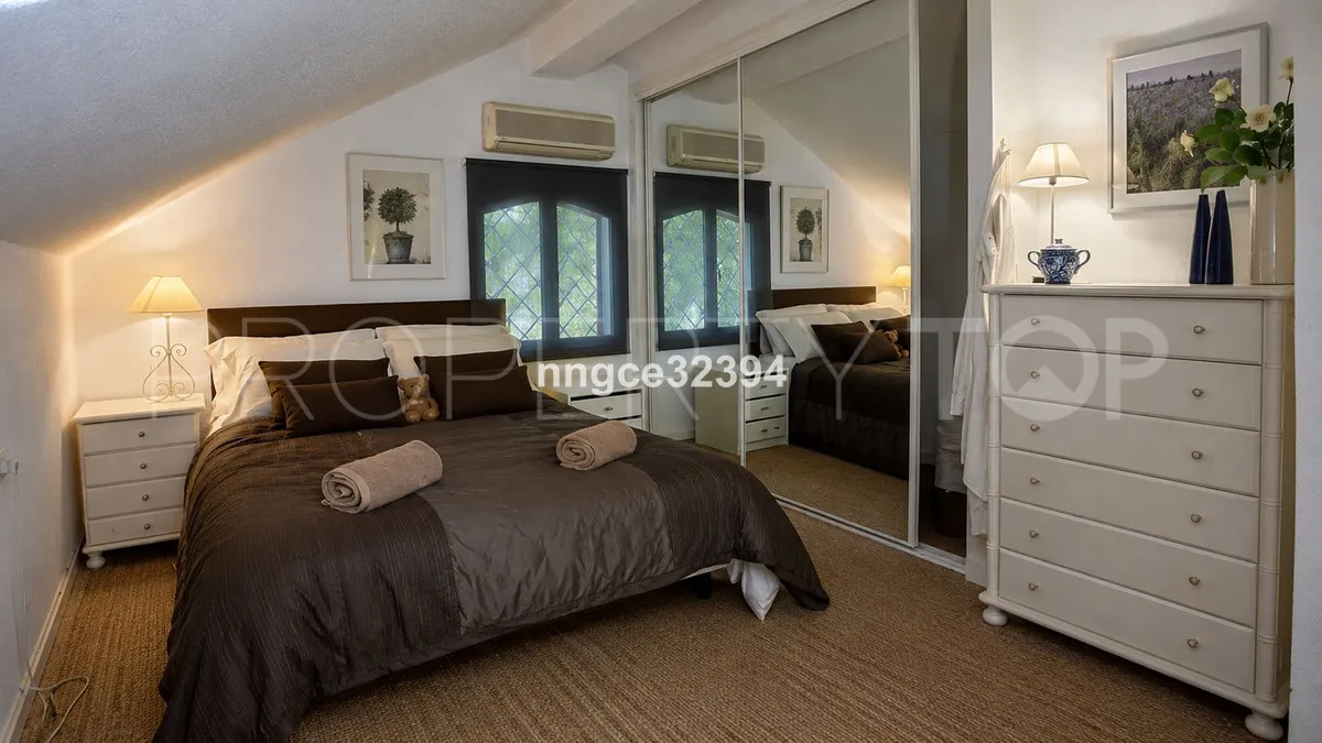 Comprar adosado con 3 dormitorios en Marbella - Puerto Banus