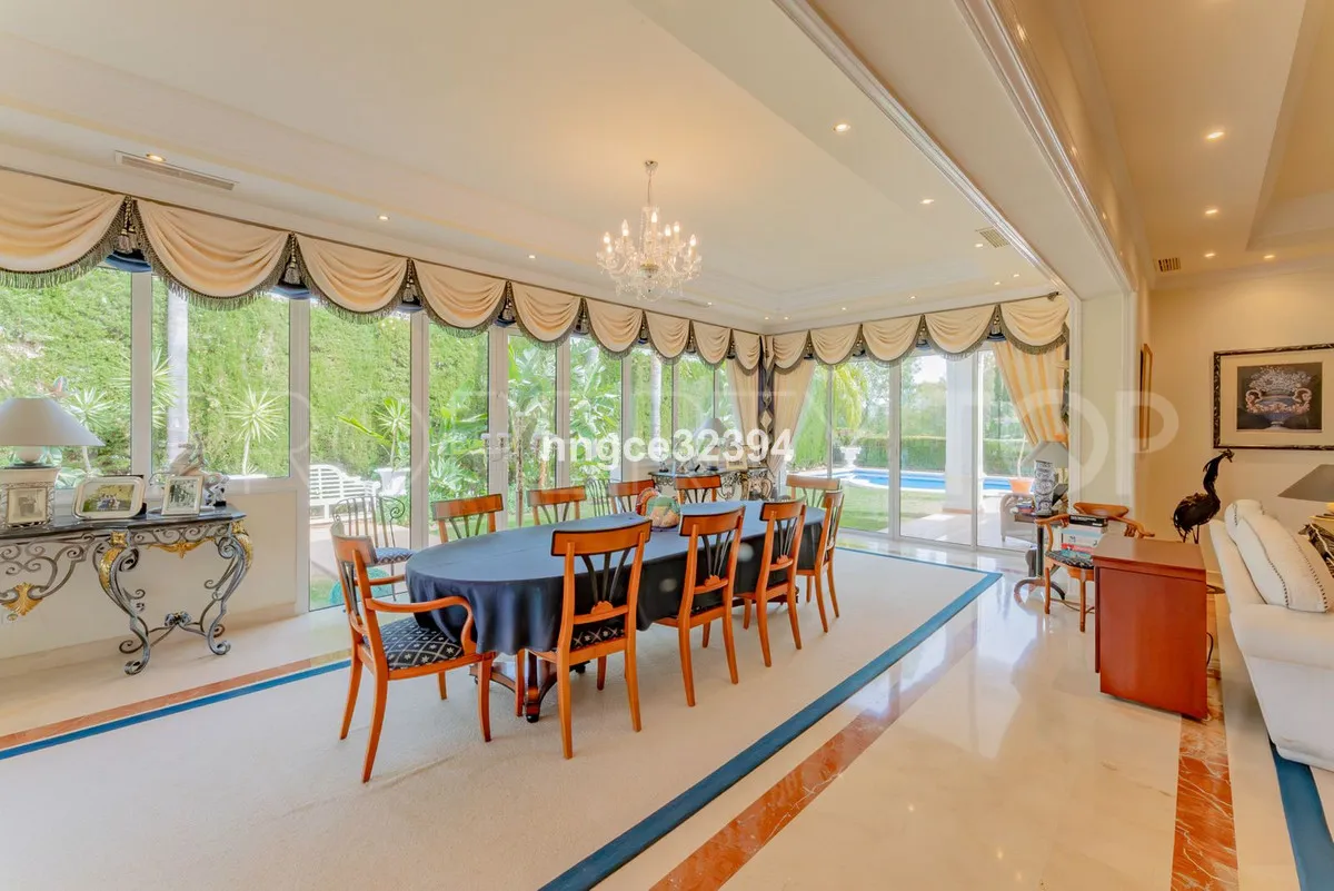 Benahavis, villa a la venta
