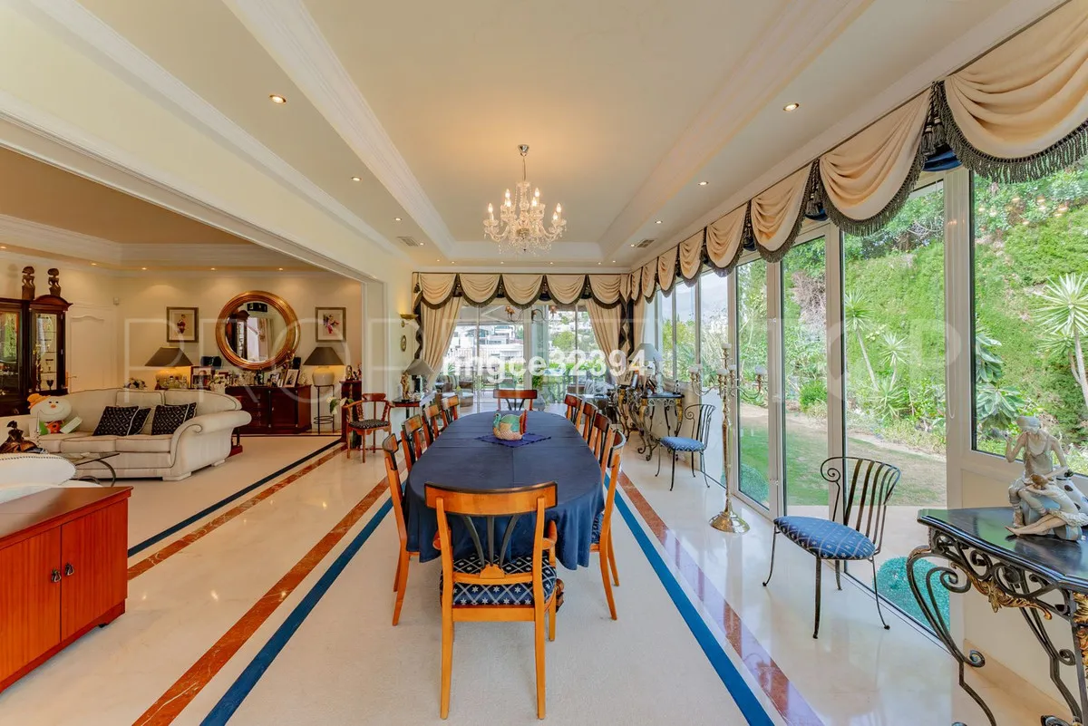 Benahavis, villa a la venta