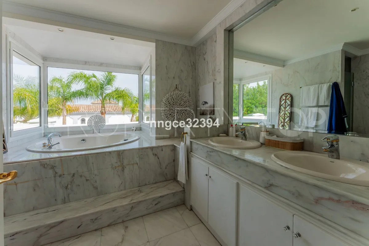 Benahavis, villa a la venta