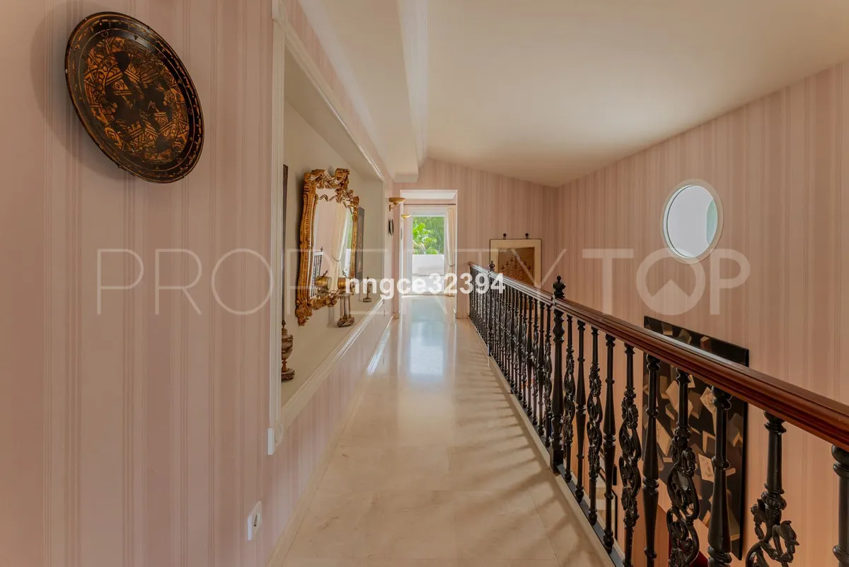 Benahavis, villa a la venta