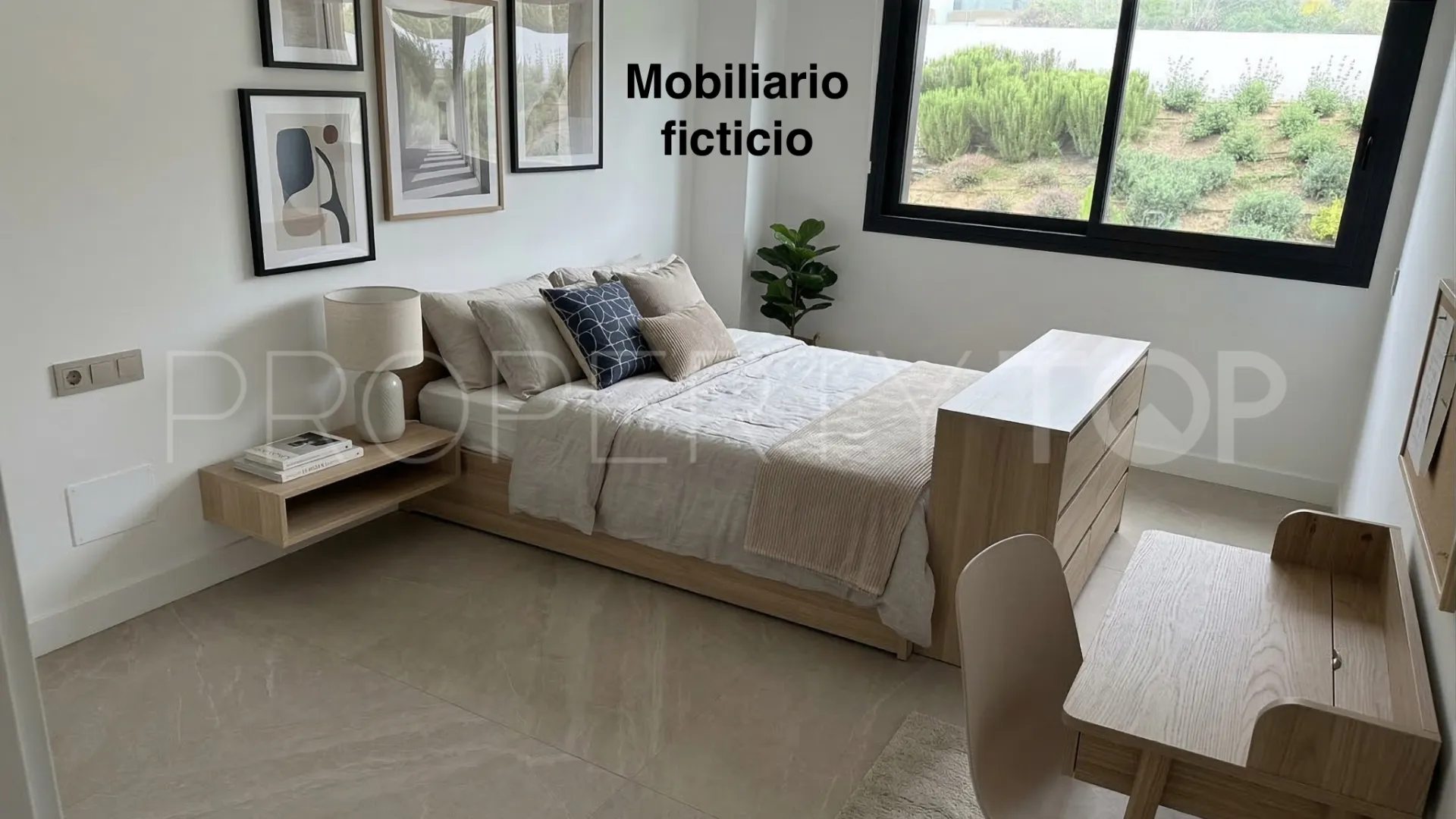 Apartamento en venta en Los Monteros con 2 dormitorios