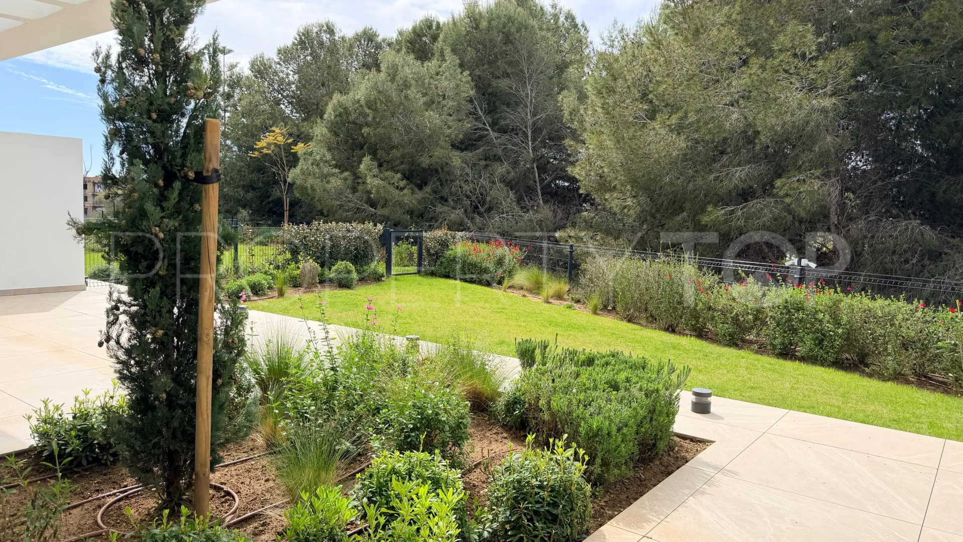 Comprar apartamento con 2 dormitorios en Los Monteros