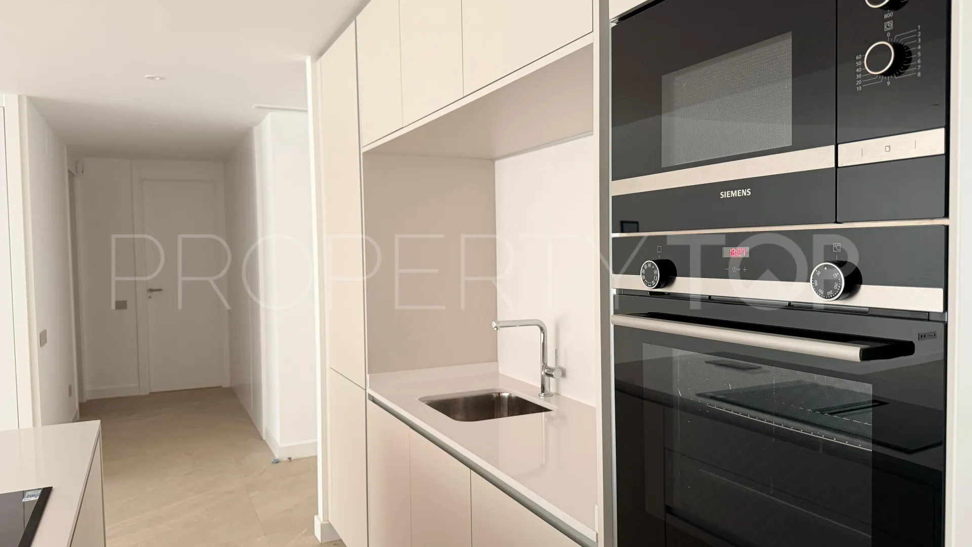 Comprar apartamento con 2 dormitorios en Los Monteros