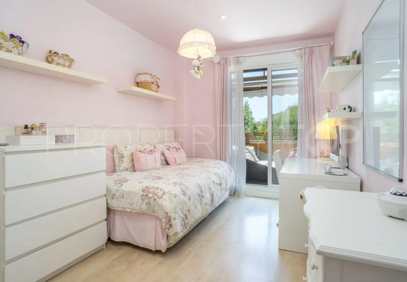 For sale apartment with 3 bedrooms in Costa Nagüeles III