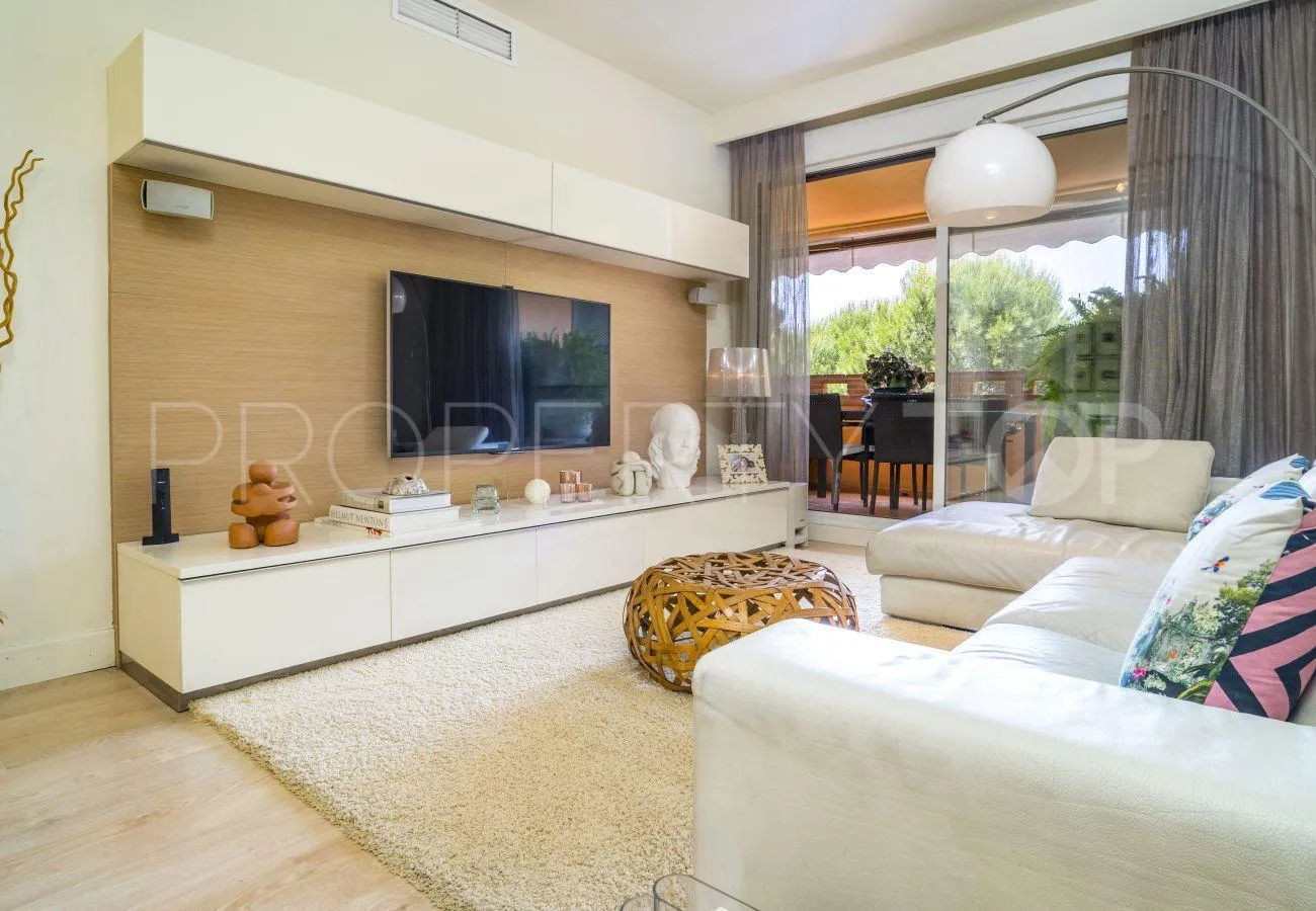 For sale apartment with 3 bedrooms in Costa Nagüeles III